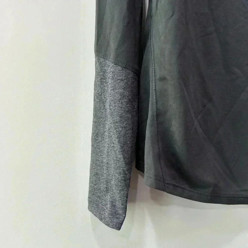 Under Armour Heatgear Long Sleeve Half Zip Pull Over - Size M - Picture 4 of 11